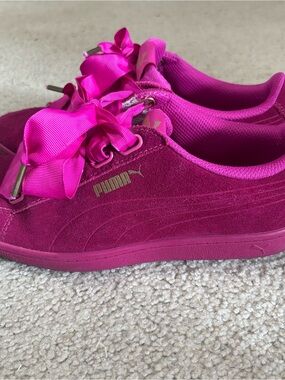 Puma Vikky Ribbon Sneakers